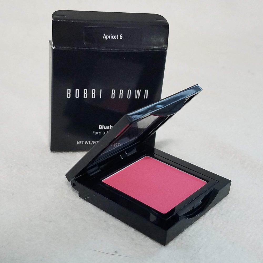 NIB Bobbi Brown Blush in Apricot